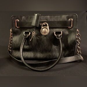 Michael Kors purse/bag